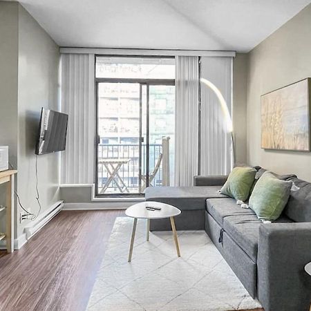 Top Floor Unit On Granville Strip Yaletown Area Vancouver Esterno foto