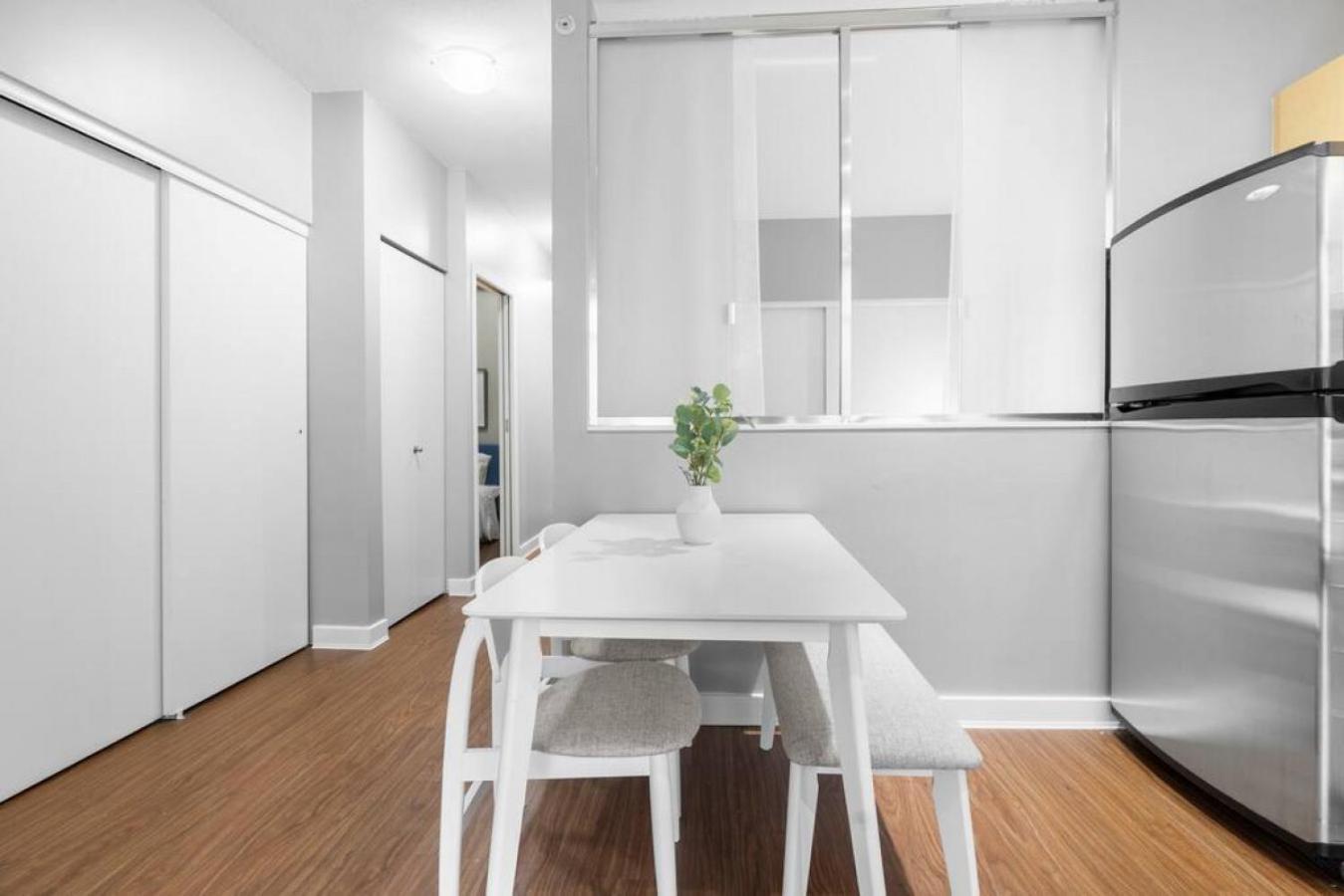 Top Floor Unit On Granville Strip Yaletown Area Vancouver Esterno foto